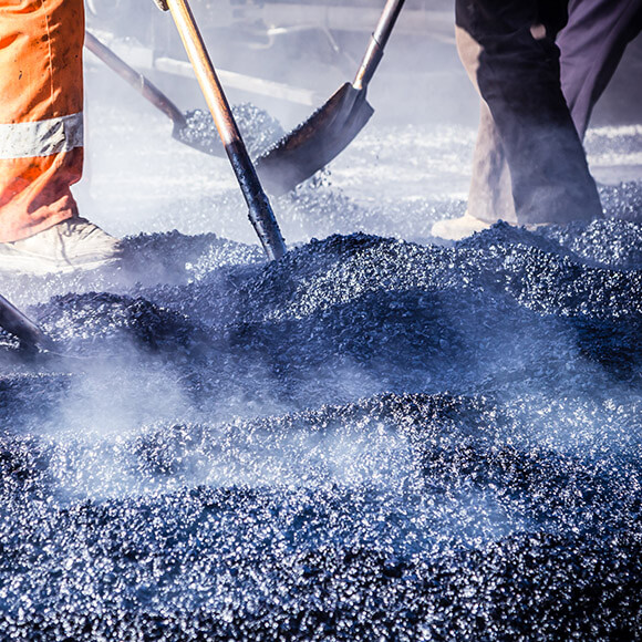 Walkers Tiefbau - Arbeiter beim Straßenbau