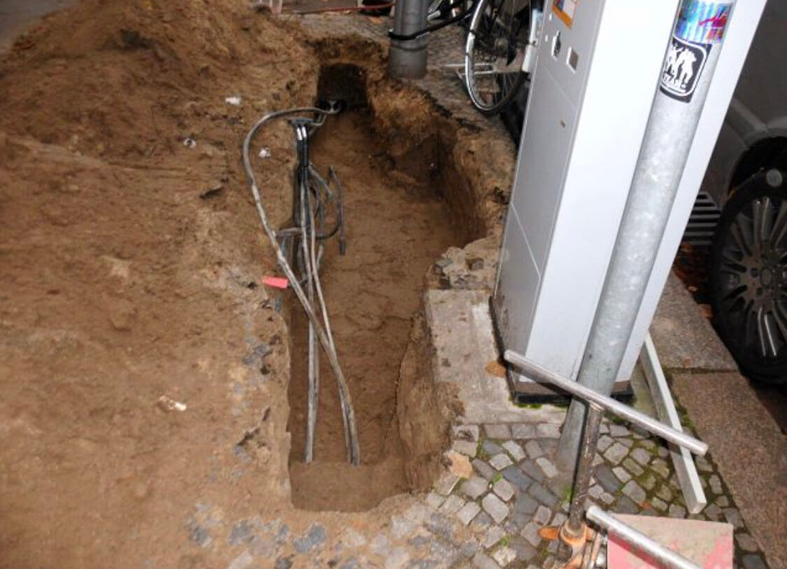 Walkers Tiefbau - Ausschachtungsarbeiten Kabelverlegung